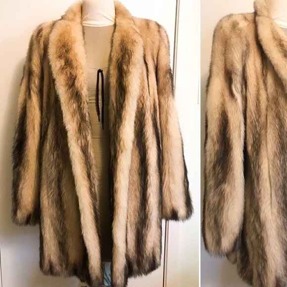 Neiman Marcus Sorbara Fitch Fur Coat - Picture 2 of 9